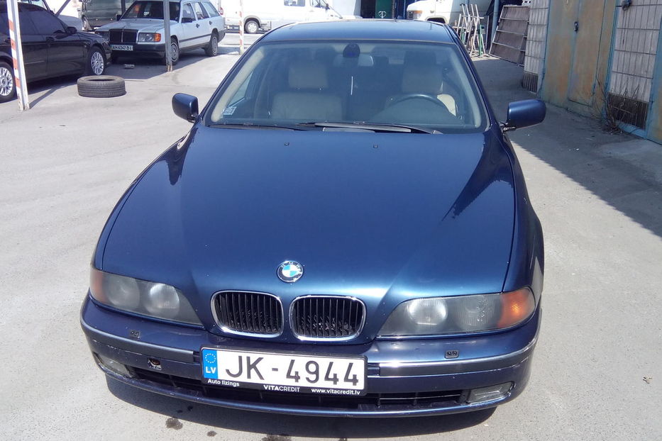 Продам BMW 530 E39 2000 года в Киеве