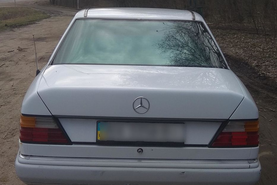 Продам Mercedes-Benz E-Class 1991 года в Хмельницком