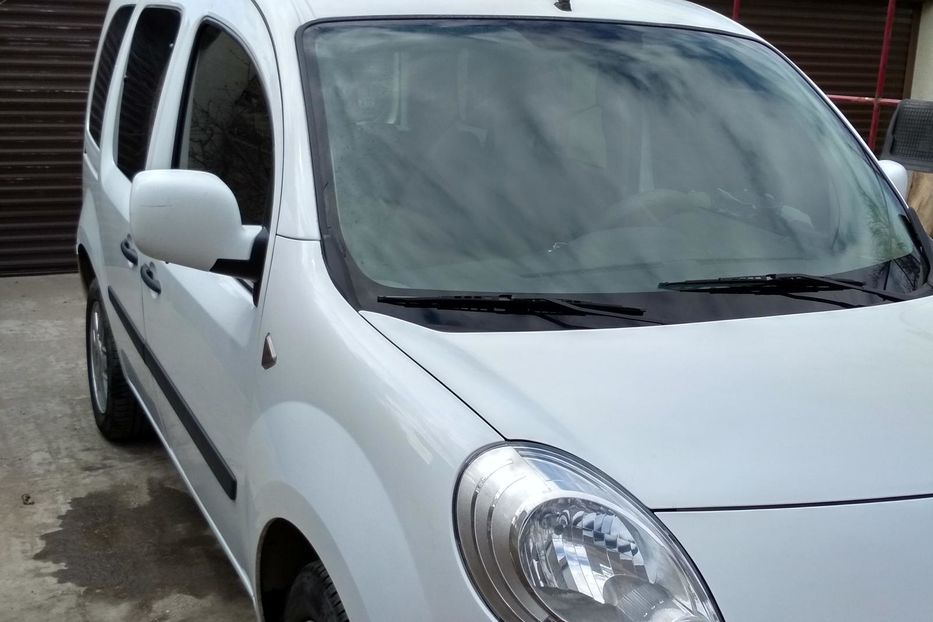 Продам Renault Kangoo пасс. 2011 года в Одессе