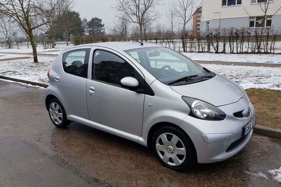 Продам Toyota Aygo 2008 года в Киеве