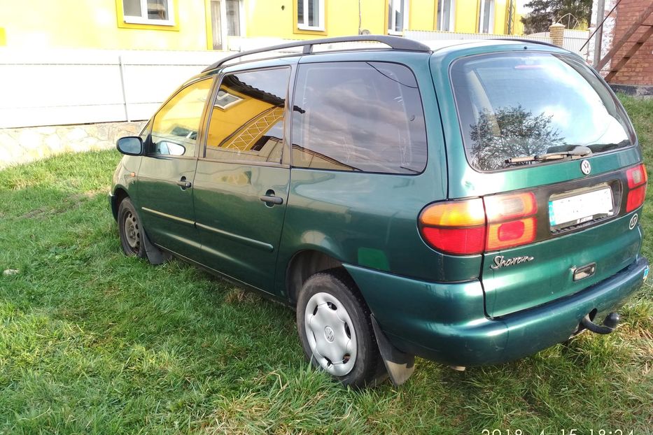 Продам Volkswagen Sharan 1996 года в Киеве