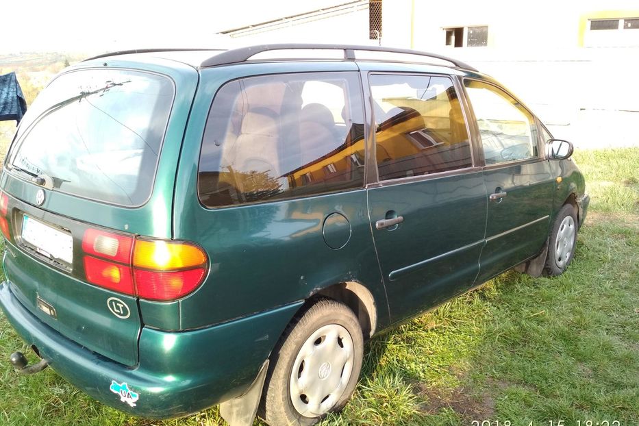 Продам Volkswagen Sharan 1996 года в Киеве