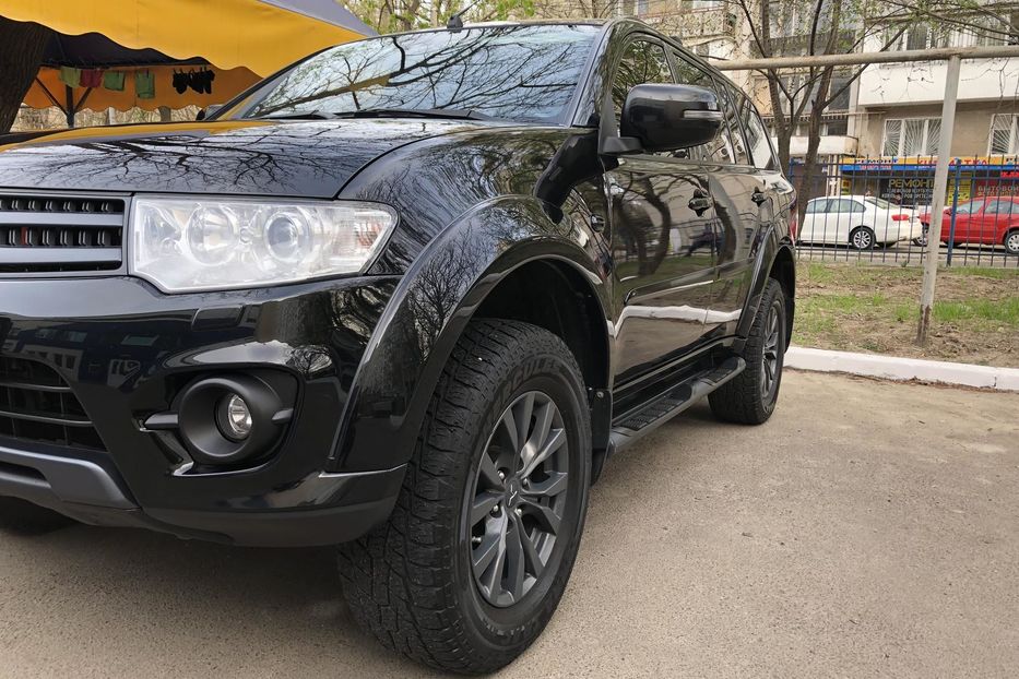 Продам Mitsubishi Pajero Sport 2013 года в Одессе