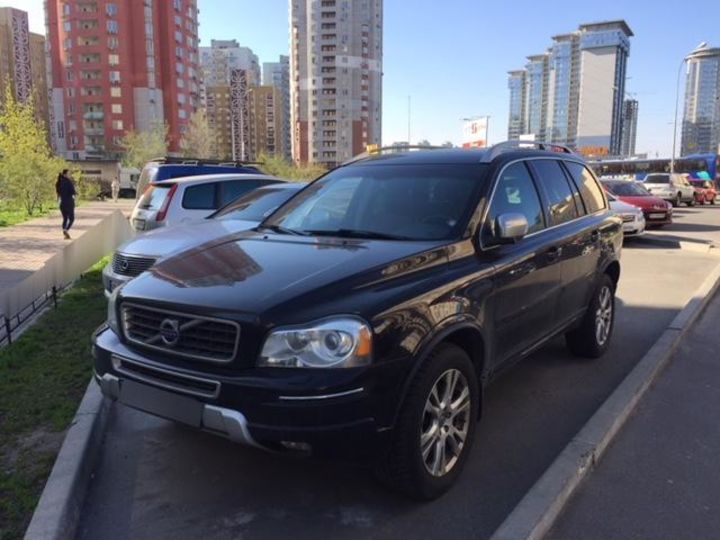 Продам Volvo XC90 2013 года в Киеве