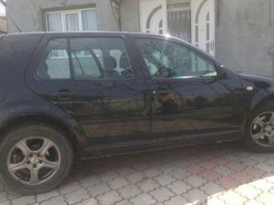 Продам Volkswagen Golf IV 2000 года в Черновцах