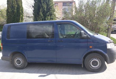 Продам Volkswagen T5 (Transporter) пасс. 2004 года в Ровно