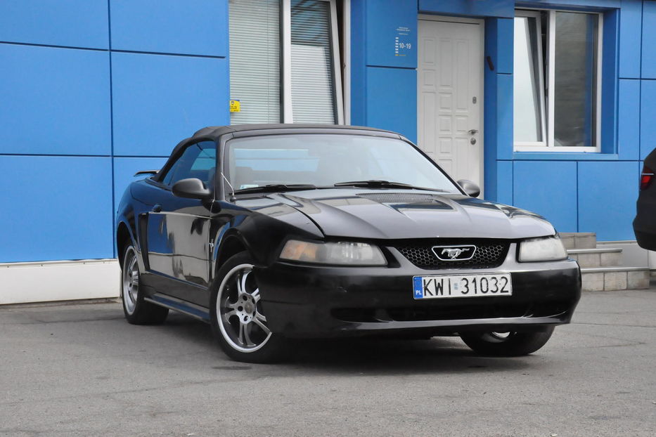 Продам Ford Mustang 1998 года в Киеве