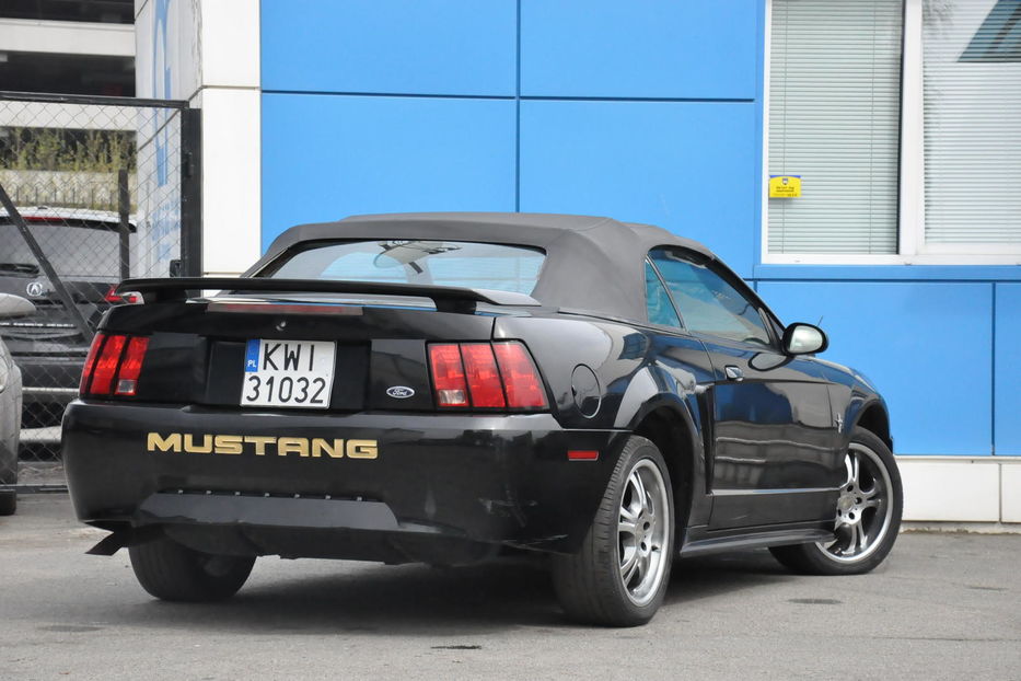 Продам Ford Mustang 1998 года в Киеве