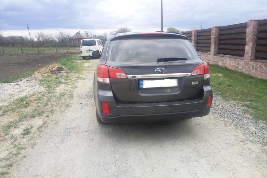 Продам Subaru Outback BOXER 2010 года в г. Дымер, Киевская область