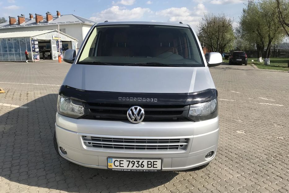 Продам Volkswagen T5 (Transporter) пасс. 2010 года в Черновцах