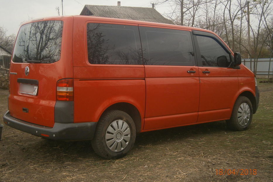 Продам Volkswagen T5 (Transporter) пасс. 2006 года в Кропивницком