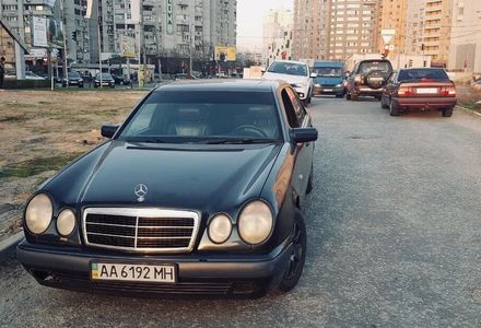 Продам Mercedes-Benz E-Class 	E-класс W210 E 230 Lim 1996 года в Киеве