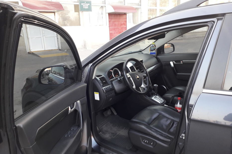 Продам Chevrolet Captiva 3.2 2007 года в Виннице