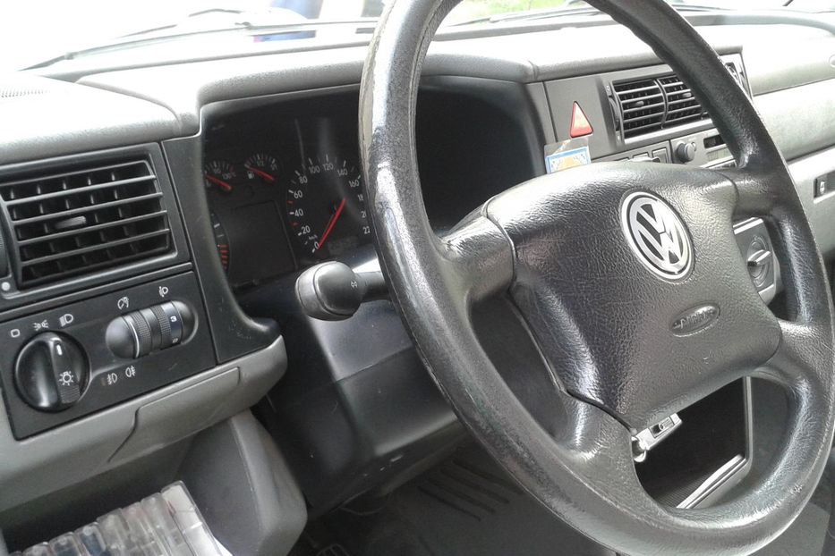 Продам Volkswagen T4 (Transporter) пасс. 2001 года в Черновцах