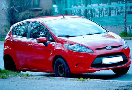 Продам Ford Fiesta 2011 года в Киеве