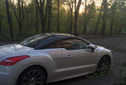 Продам Peugeot RCZ 2011 года в Киеве