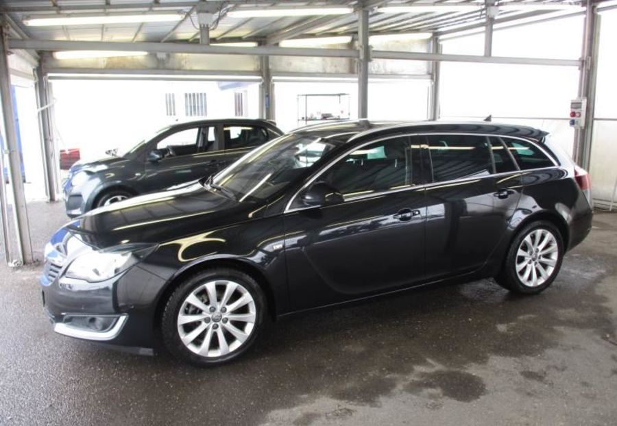 Продам Opel Insignia 120 kw COSMO at 2014 года в Луцке