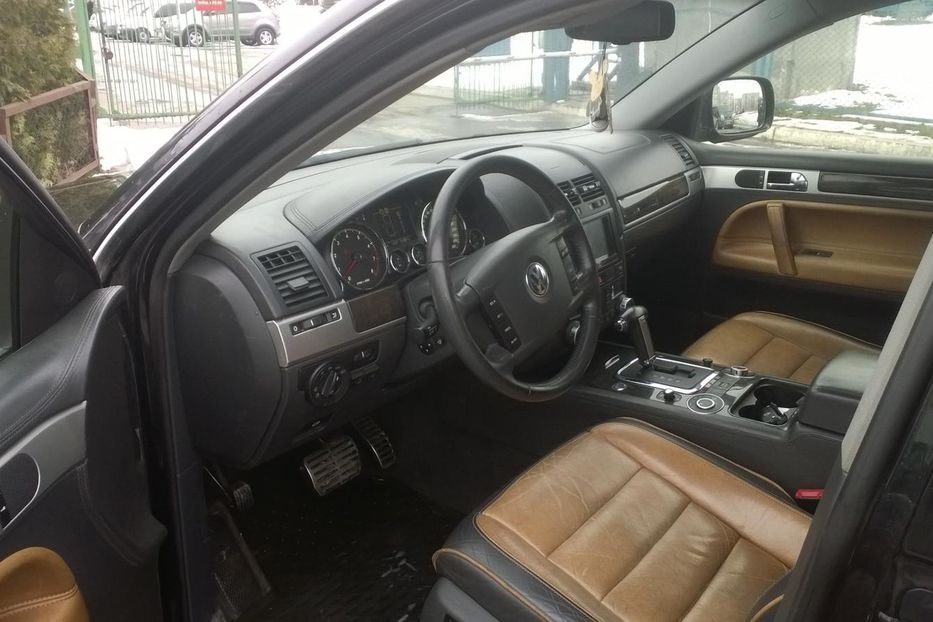 Продам Volkswagen Touareg W12 2006 года в Львове