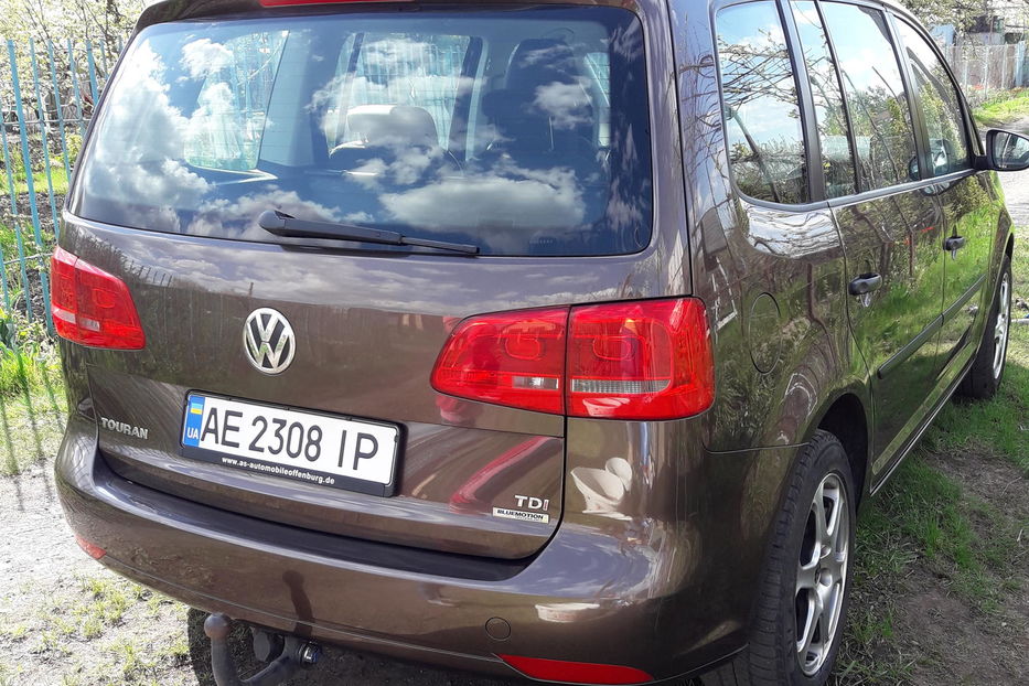 Продам Volkswagen Touran 2011 года в г. Кривой Рог, Днепропетровская область