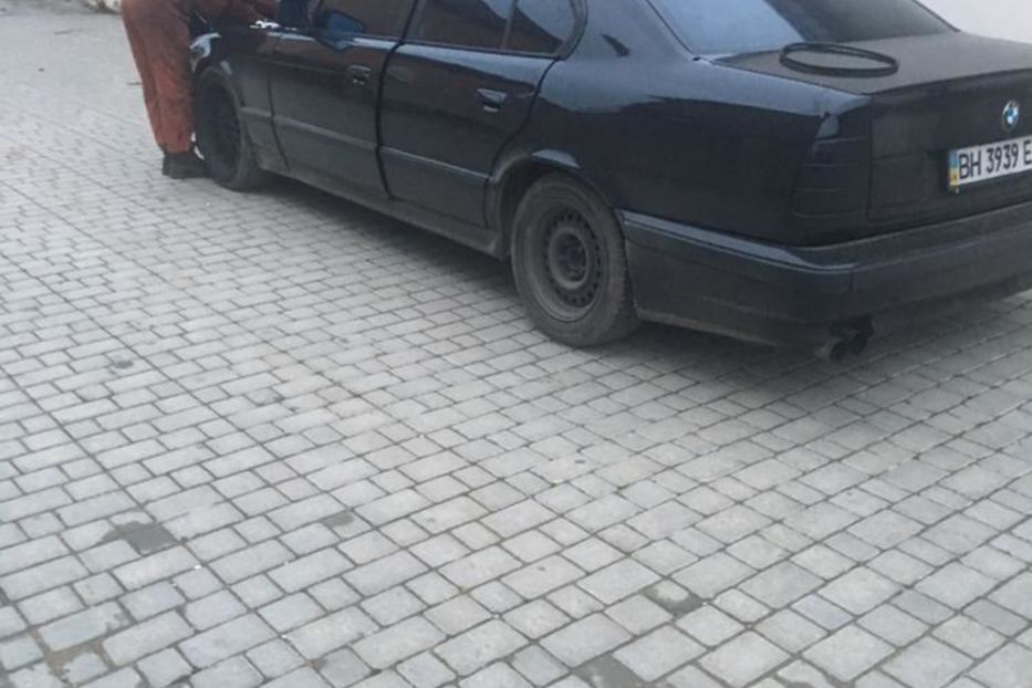 Продам BMW 535 1991 года в Одессе