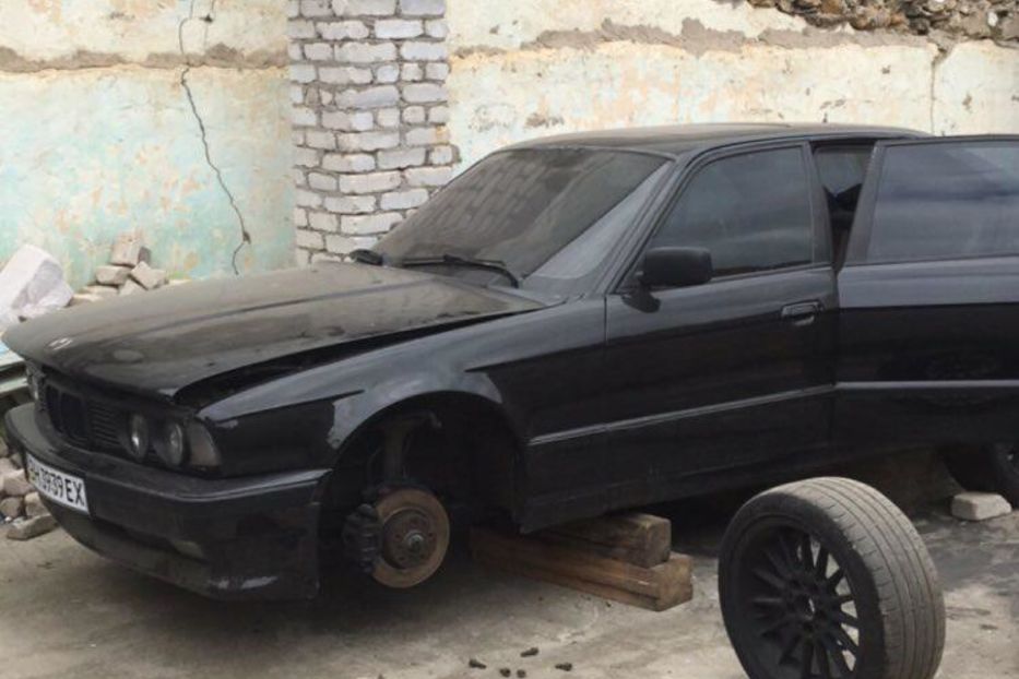 Продам BMW 535 1991 года в Одессе