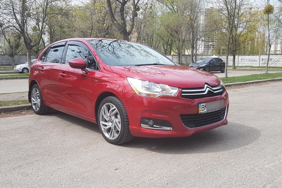 Продам Citroen C4 Exlusive 1.6 eHDI 2012 года в Киеве