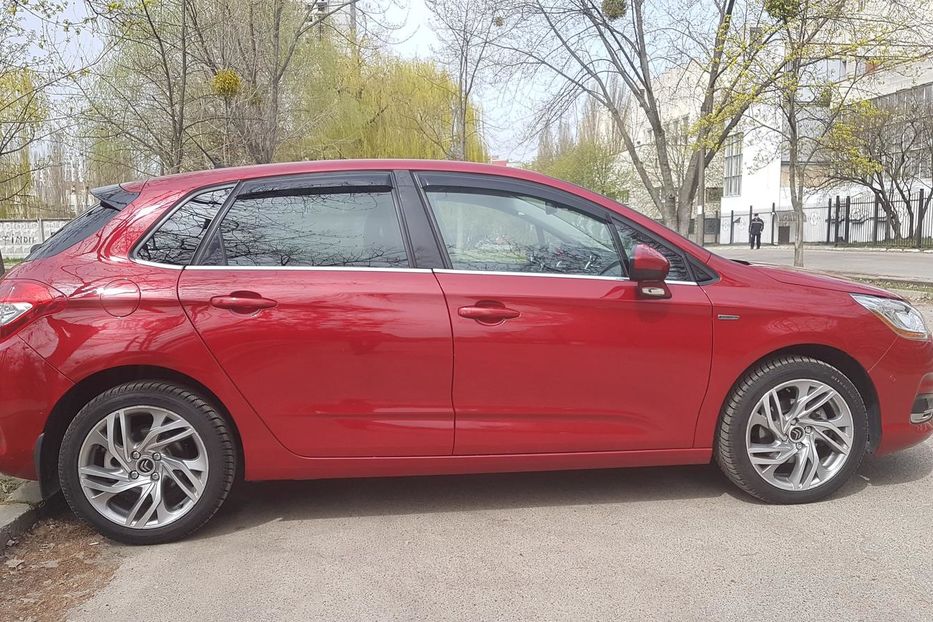 Продам Citroen C4 Exlusive 1.6 eHDI 2012 года в Киеве