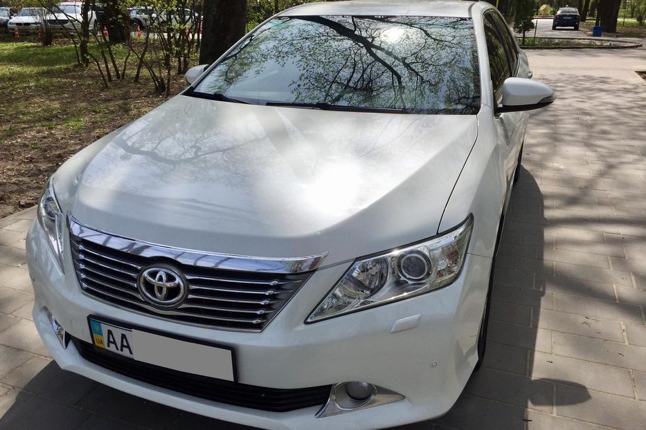 Продам Toyota Camry 50 2012 года в Киеве