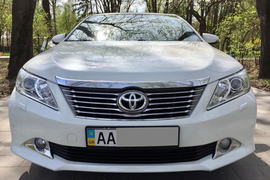 Продам Toyota Camry 50 2012 года в Киеве