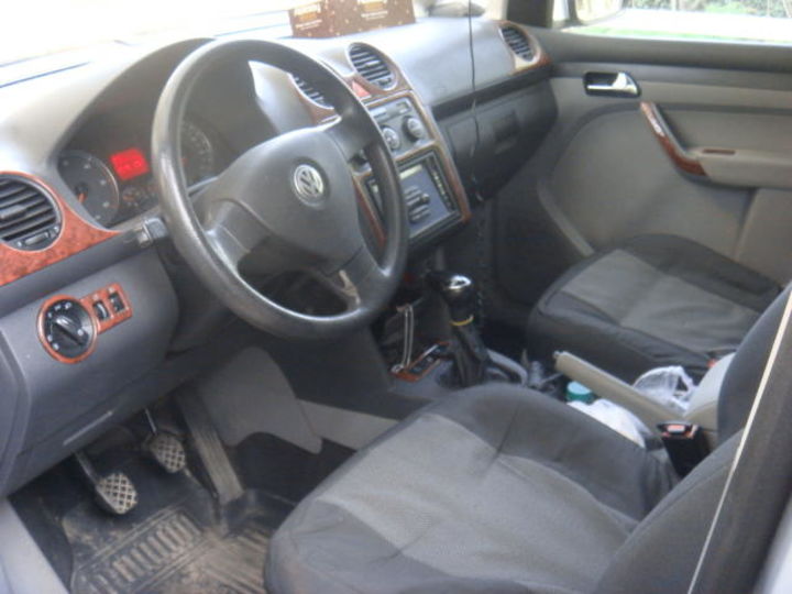 Продам Volkswagen Caddy пасс. life 2010 года в Одессе