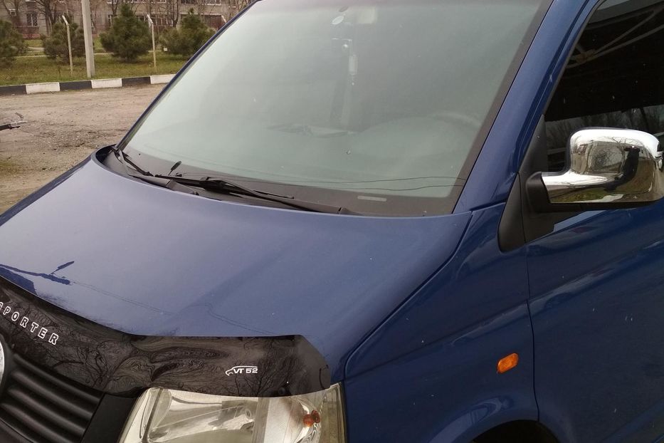 Продам Volkswagen T5 (Transporter) пасс. 2005 года в г. Энергодар, Запорожская область