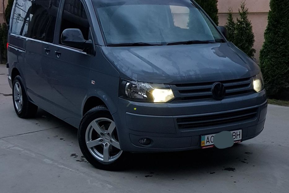 Продам Volkswagen T6 (Transporter) пасс. 2011 года в Ужгороде