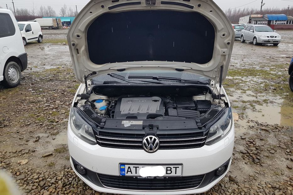 Продам Volkswagen Touran 2012 года в Ивано-Франковске