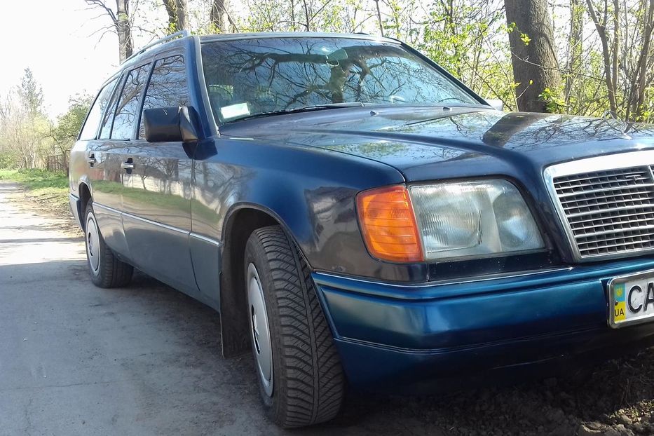 Продам Mercedes-Benz 230 универсал 1990 года в г. Умань, Черкасская область
