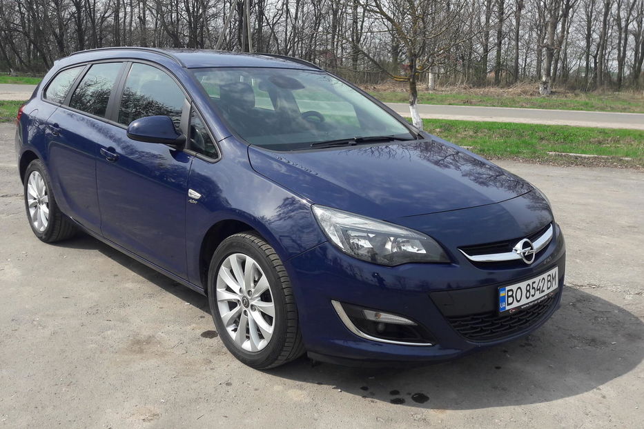 Продам Opel Astra J SPORTS TOURER 2013 года в г. Бучач, Тернопольская область