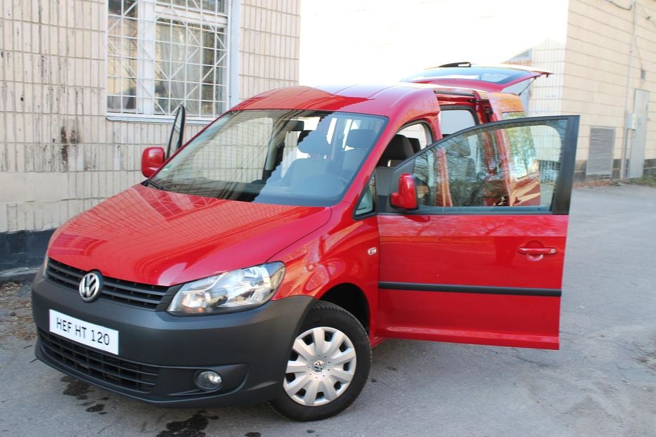 Продам Volkswagen Caddy пасс. 1.6 75kw original passanger 2011 года в Сумах