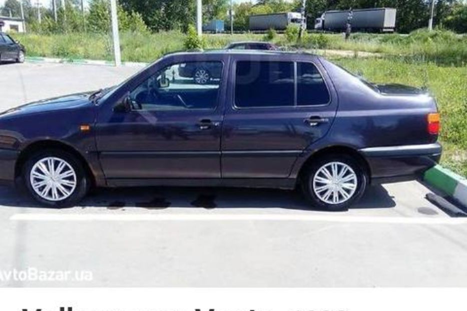 Продам Volkswagen Vento 1996 года в Харькове