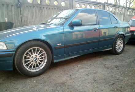 Продам BMW 323 1998 года в Киеве