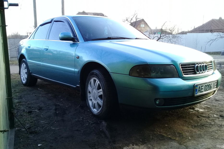 Продам Audi A4 Б5 2001 года в г. Новомосковск, Днепропетровская область