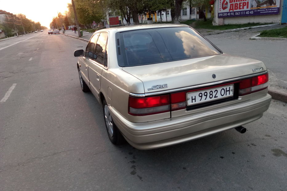 Продам Mazda 626 1990 года в г. Новоград-Волынский, Житомирская область