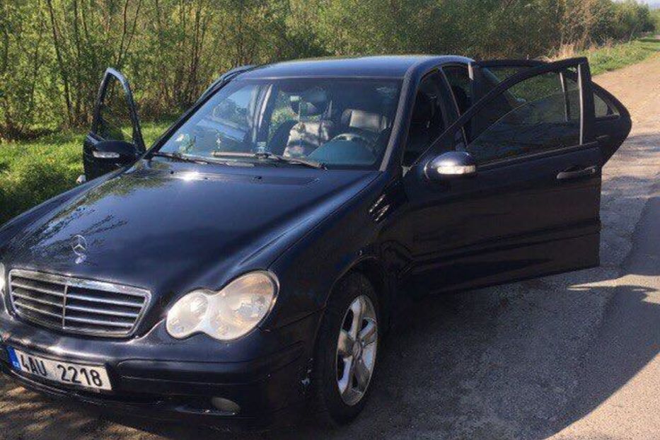 Продам Mercedes-Benz C-Class 2001 года в г. Тячев, Закарпатская область