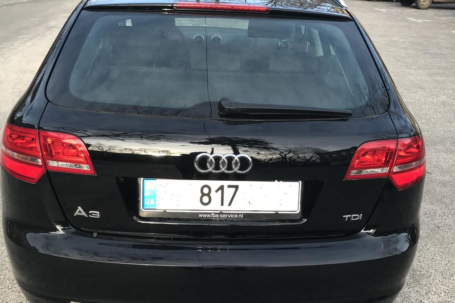 Продам Audi A3 S- TRONIC Sportback 2012 года в Киеве