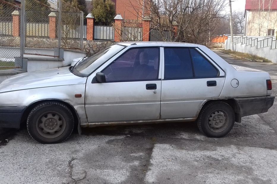 Продам Mitsubishi Lancer 1987 года в Полтаве