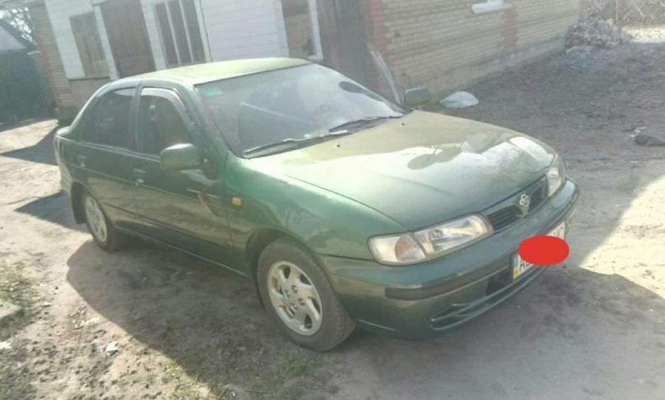 Продам Nissan Almera 2000 года в Днепре