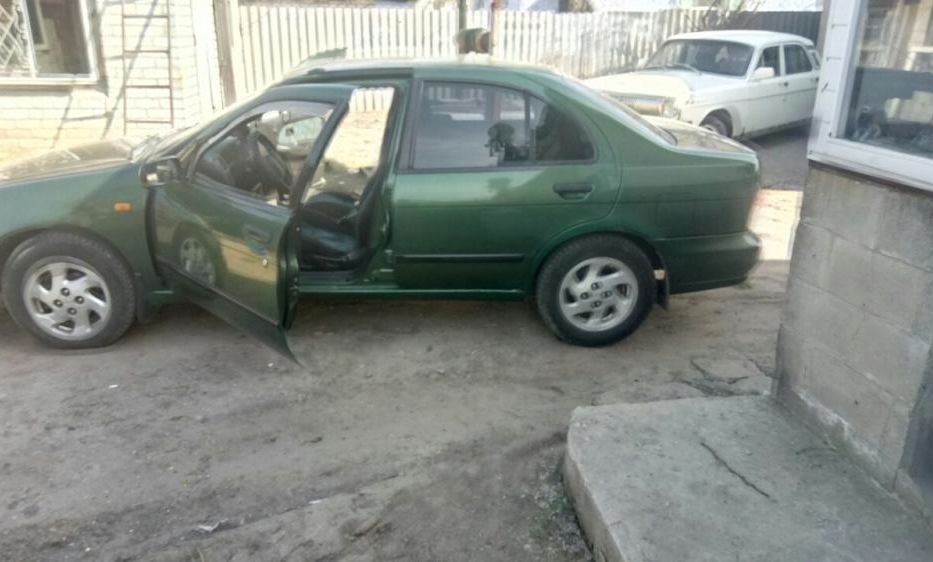 Продам Nissan Almera 2000 года в Днепре