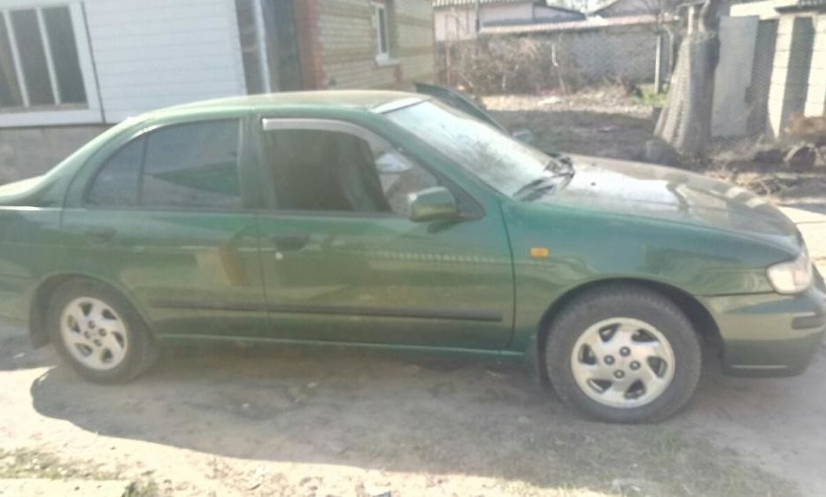 Продам Nissan Almera 2000 года в Днепре