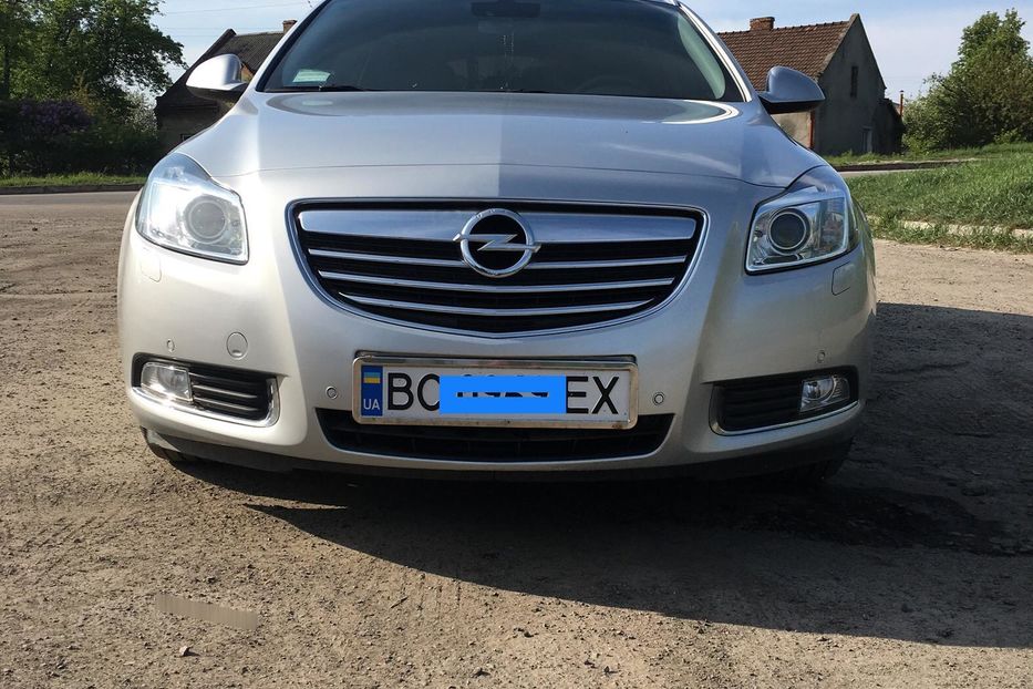 Продам Opel Insignia 2013 года в Львове