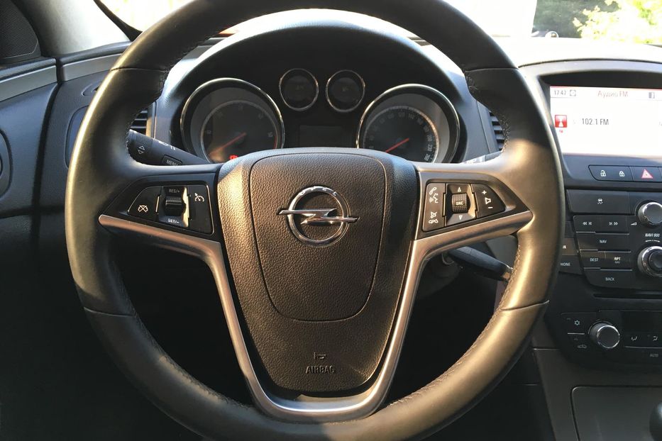 Продам Opel Insignia 2013 года в Львове