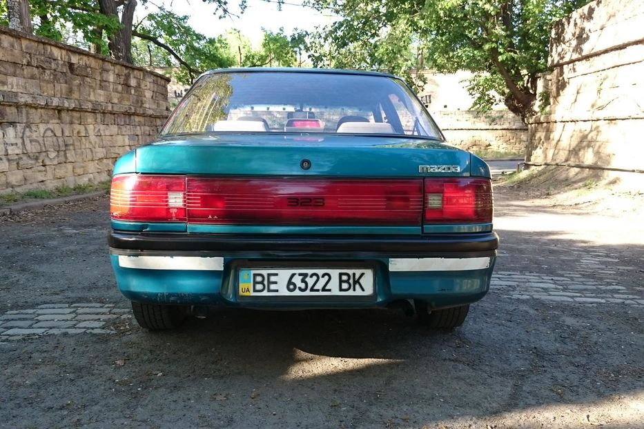 Продам Mazda 323 1995 года в Николаеве