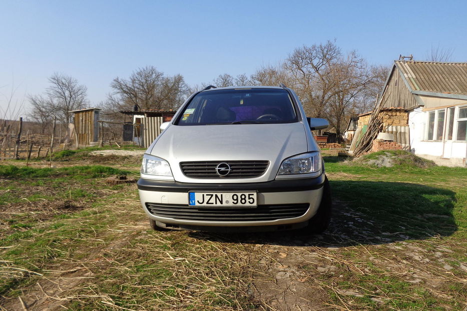 Продам Opel Zafira 2002 года в г. Токмак, Запорожская область